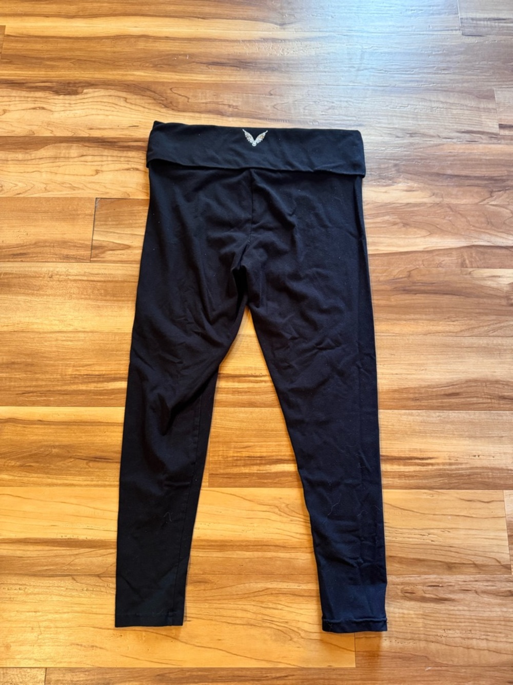 Victoria’s Secret Angel Essentials Leggings Black Cropped Size Medium